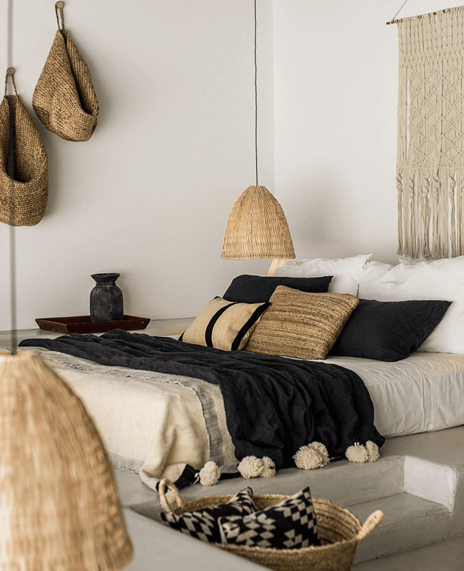 lit-chambre-ethnique-tons-naturels